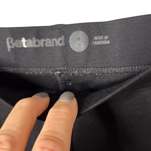 Betabrand Yoga Dress Pants Skinny Leg Black Size Medium Ponte Knit Style W1166 - Picture 6 of 7